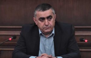Ընդդիմադիրները հագել-կապել էին, գնացել ԱԺ, որ հանդիսավորությամբ դուրս գան…