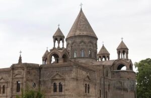 Հորդորում ենք ՀՀ իշխանություններին՝ անհապաղ ազատ արձակել հոգևոր մեր եղբայրներին, ազգային բարերարին. Մայր Աթոռ