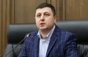ՀՀԿ-ի առաջնային նպատակը երկրում իշխանափոխությունն է, ոչ թե «ձուկը ջրում» խոստումներ «վաճառելը»․ Տիգրան Աբրահամյան