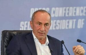 Երբ մի տգետ ջահել, ոչնչի չհասած մի աղջնակ, մի պնակալեզ կարիերիստ նախկին նախագահին է քննադատում.Արմինե Օհանյան